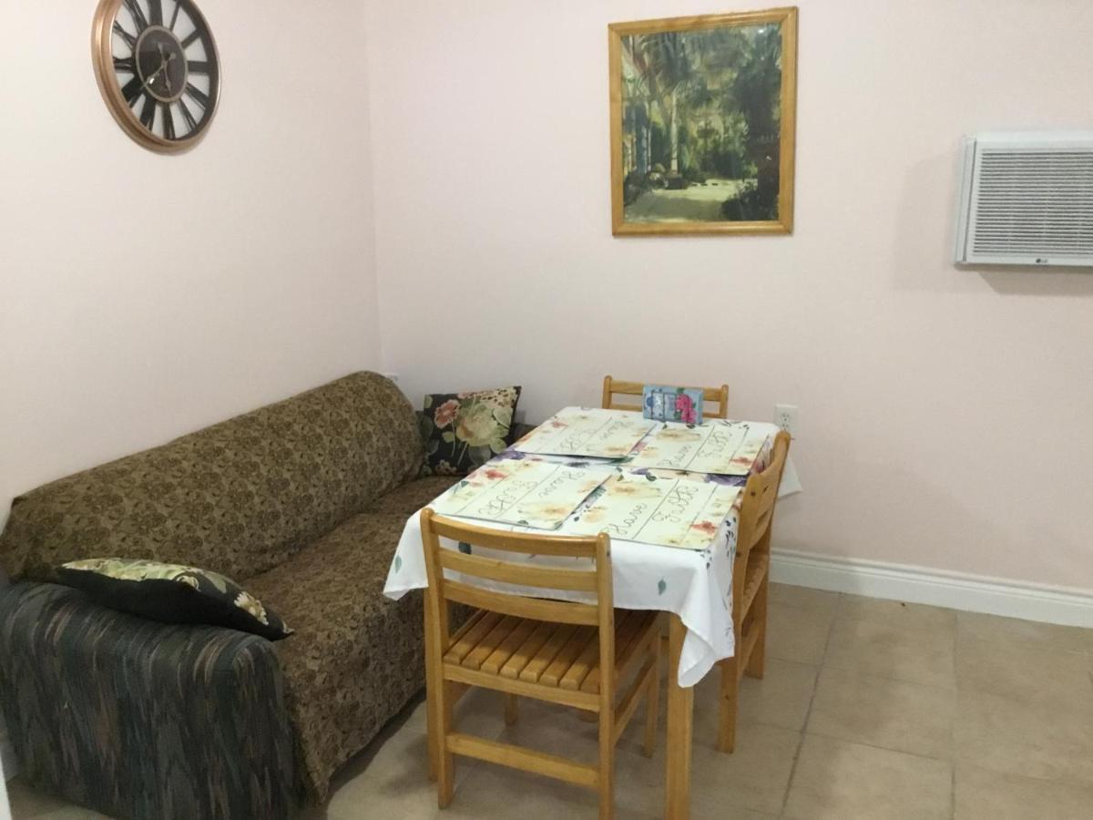 Studio Apartment At Historical House Galveston Exterior foto